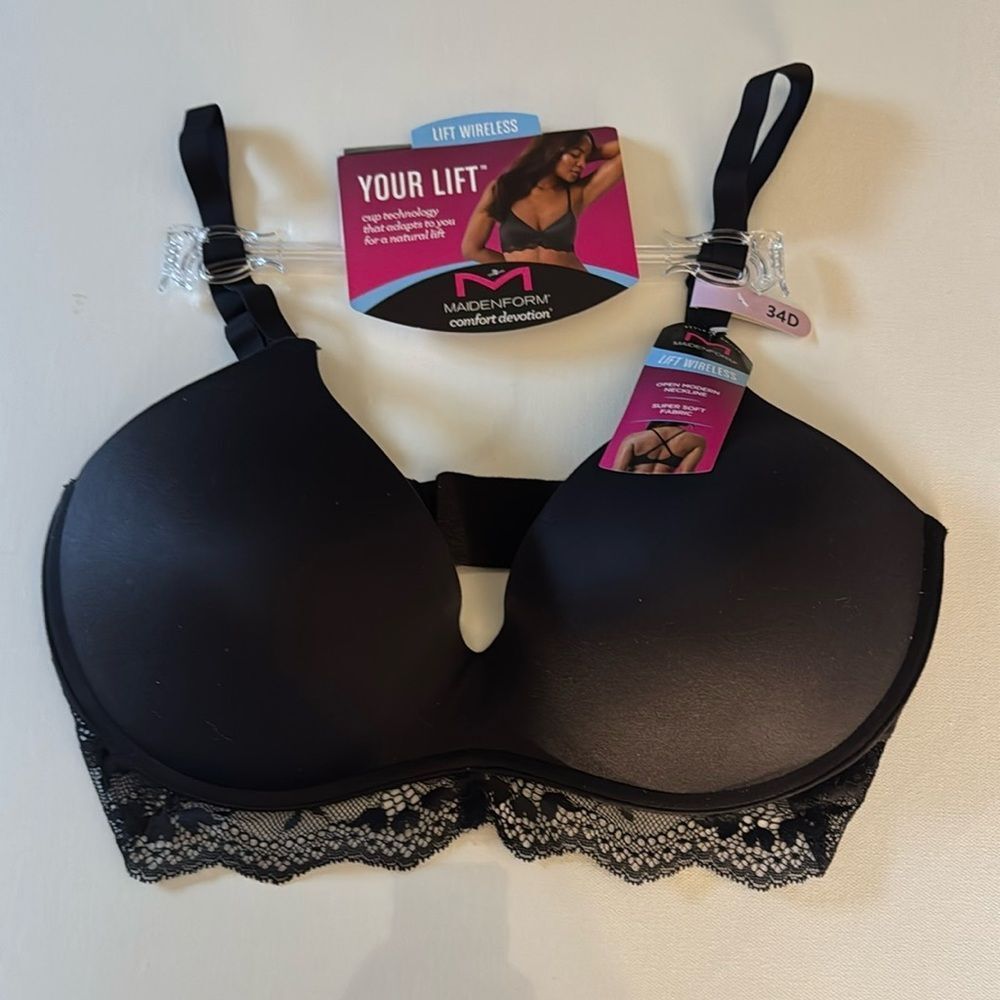 Maidenform Black Lace Underwire Lift Bra